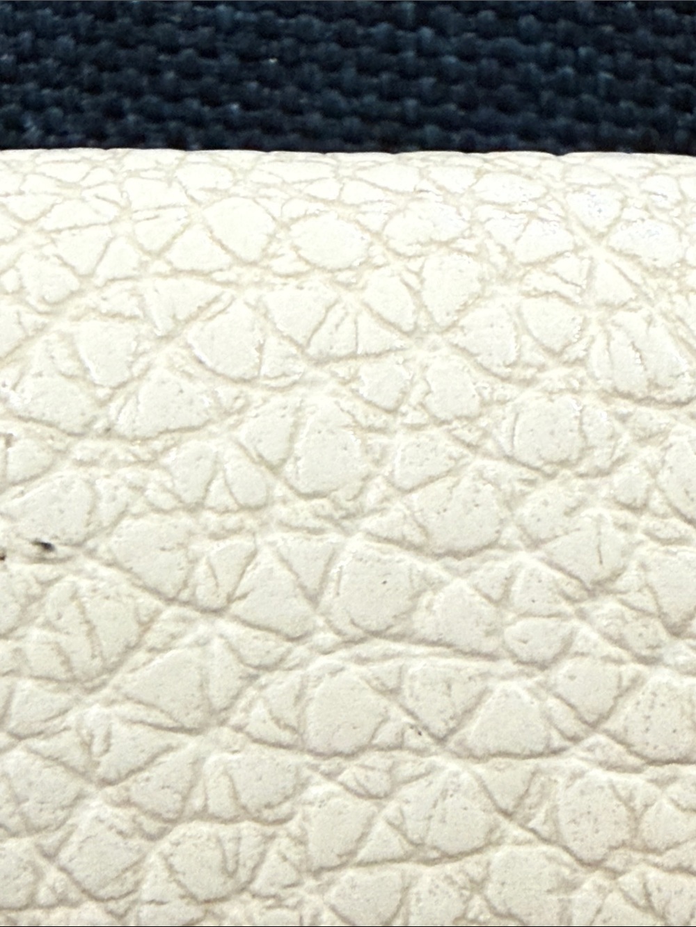 Coach Pebbled Leather Small Wallet in Chalk and Cream with Gold Hardware - Picture 3 of 14